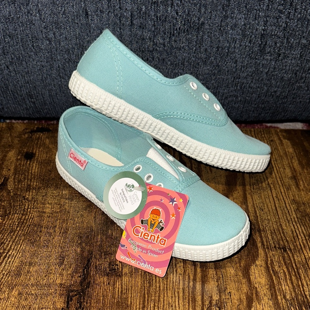 Cienta Kids Teal Canvas Sneakers